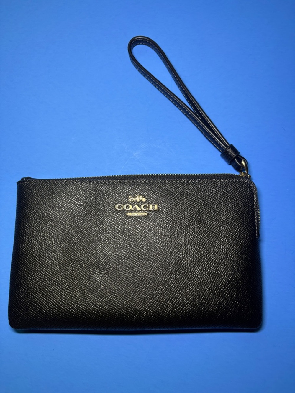NWT Coach Black Large Leather Zip Wristlet with Logo - Picture 2 of 5